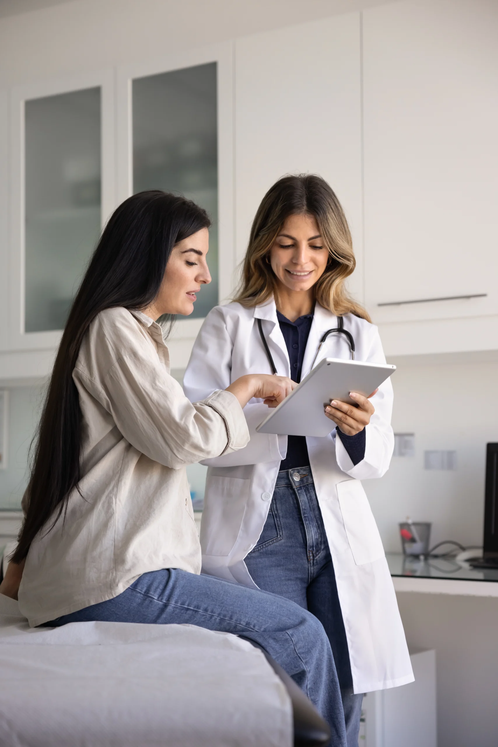 TMS Vs. Antidepressants: When Magnetic Stimulation Makes More Sense? Banner